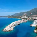 Medusa Hotel 3*
