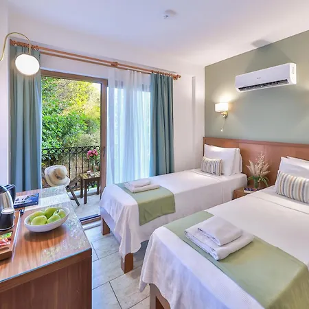 Medusa Hotel 3*